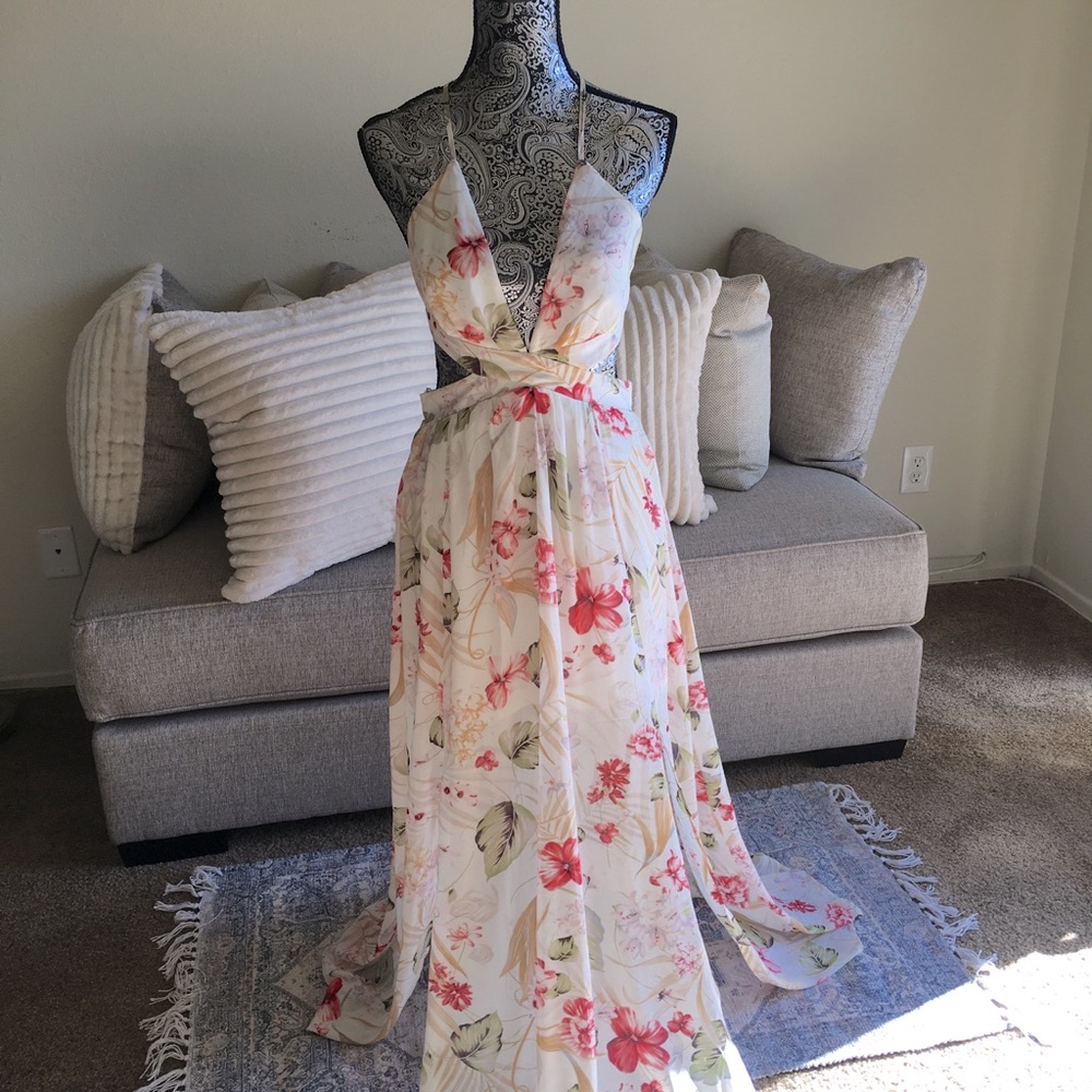 Fashion Nova Lanai Maxi Dress NWT